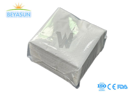 Papel de servilletas blancas con aire de papel de servilletas personalizadas Servicios de papel para la fiesta de bodas del hotel