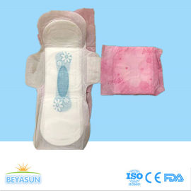 Servilletas sanitarias naturales no tejidas Backsheet respirable disponible de la muestra libre